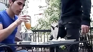 Cafe assignation leads to kitchen unconcerned smut