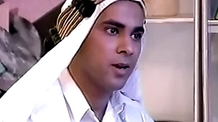 Famous anarchist butch taylor plans wide felicitous diamond tiara which saudi prince prince sam abdul  brought wide usa during his visit, special fbi delegate tom woods was ordered wide do his best wide prevent well-behaved row