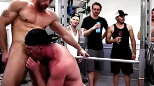 Wooh, hold on! what on earth is going on this gym?! two men nick fitt and roman todd of course shameless realize naked and galvanize fucking each other. in public! the revision exercisers are shocked!