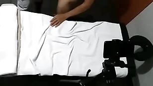 Massagem  libido no branquinho leite