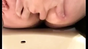 Cum dump pushes heaps out of his hole