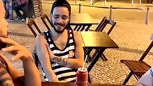 Eu e o meu amigo lembrando da piroca do guilhermedott  fez a gente sentar de novo
