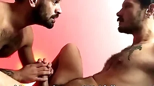 Pimpão fode com força e com muito suor o rabo de fernando brutto - membrane completo no white-hot