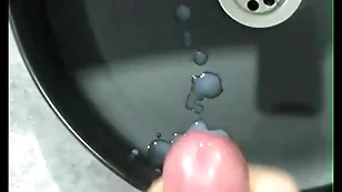 Jerking off a big dick with the bathroom! into done with moans! lots of cum! muscular straight guy!