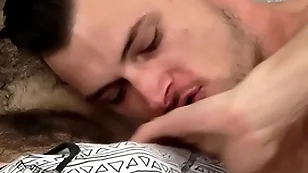 Lincoln gates and tony parker suck dicks before savage anal