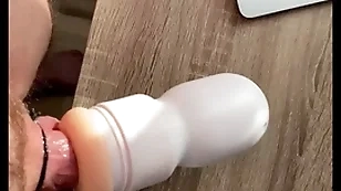 Joy bone up on masturbator