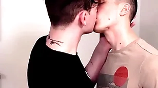 Jasonsparkslive - cute twink old bean back huge gumshoe barebacks his hot mate