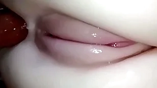 I love the feeling of inserting my lover's irritant